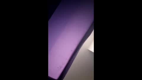 Snapshot of elnegrito223283 chatting on 12/17/25, 01:33 elnegrito223283 online show from 12/17/25, 01:33