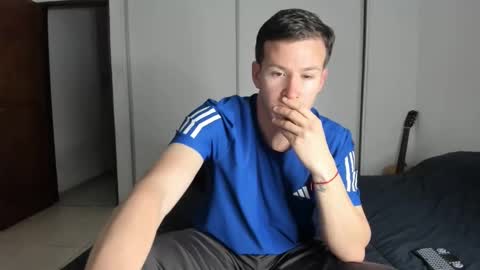 elnenedearg online show from 09/30/25, 12:15