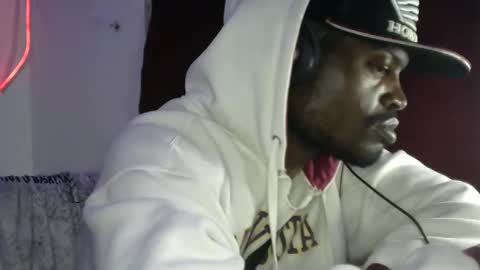 EL NIIGGGAA  21                                                                  EL NIGGA  21 online show from 11/04/25, 04:22