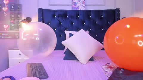 Elodie  online show from 01/31/25, 06:03