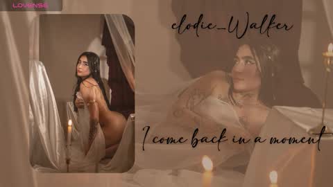 Elodie  online show from 10/01/25, 11:49