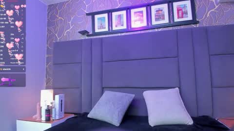 Elodie  online show from 10/07/25, 08:50