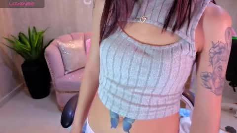 Elody  online show from 11/19/25, 03:28