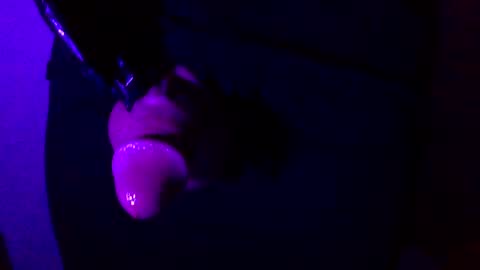 Snapshot of elohgeegee chatting on 01/27/25, 08:39 lolita online show from 01/27/25, 08:39