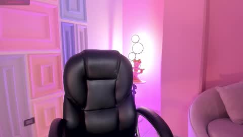 ELOISA OLIVERO online show from 09/15/25, 11:54