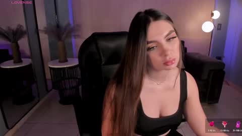 ELOISA OLIVERO online show from 10/06/25, 11:40