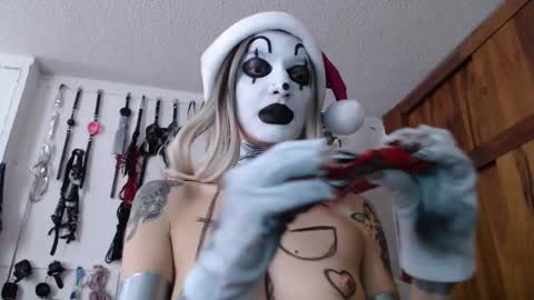 Chelsea  Please help me to reach 100 thumbs up online show from 12/31/24, 06:46