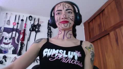 Chelsea  Please help me to reach 100 thumbs up online show from 01/07/25, 10:19