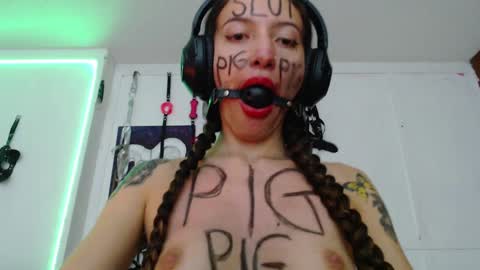 Chelsea  Please help me to reach 100 thumbs up online show from 01/24/25, 12:42