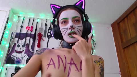 Chelsea  Please help me to reach 100 thumbs up online show from 03/09/25, 06:54