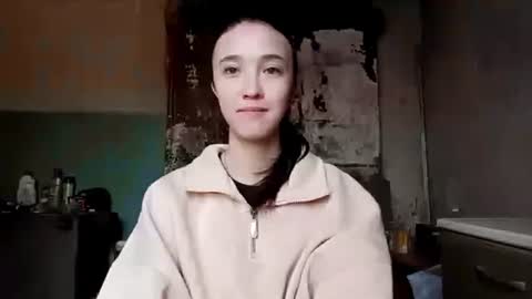Elara online show from 06/11/26, 02:11