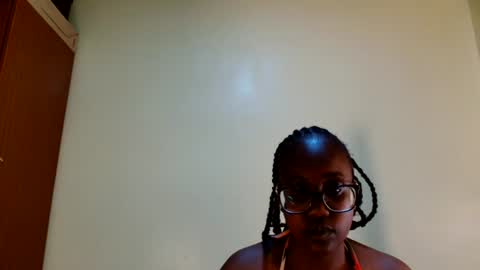 ELOWENA online show from 07/01/26, 09:55