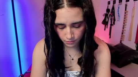 elowen_halley1 online show from 03/29/26, 06:30