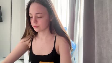 Milana online show from 04/29/26, 09:02
