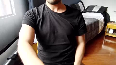 Snapshot of elriclust chatting on 11/19/25, 07:14 elriclust online show from 11/19/25, 07:14