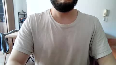 Snapshot of elriclust chatting on 02/06/26, 01:25 elriclust online show from 02/06/26, 01:25