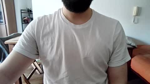 Snapshot of elriclust chatting on 02/23/26, 12:24 elriclust online show from 02/23/26, 12:24