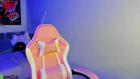 Snapshot of elsa_carterr chatting on 11/02/25, 08:39 elsa_carterr online show from 11/02/25, 08:39