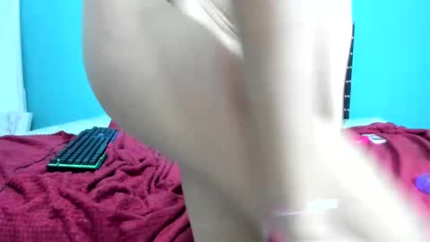 Snapshot of elsa_jean99 chatting on 12/06/24, 07:34 elsa_jean99 online show from 12/06/24, 07:34