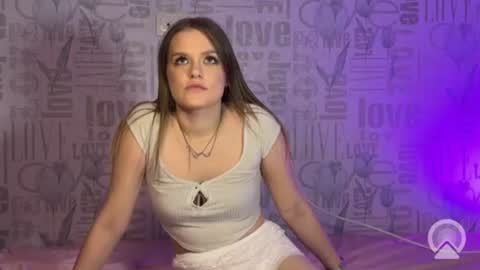 Snapshot of elsa_rioni chatting on 06/24/26, 10:09 elsa_rioni online show from 06/24/26, 10:09