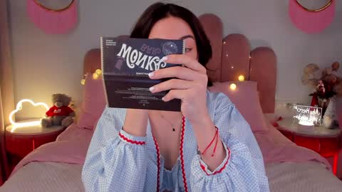 Michelle online show from 01/12/25, 06:06