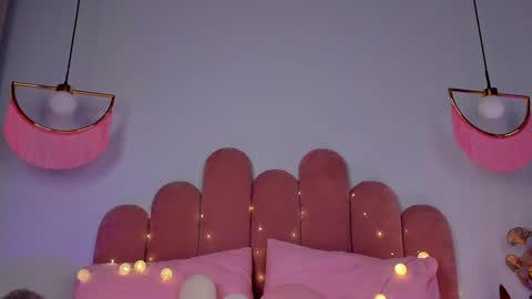 Michelle online show from 01/17/25, 02:18