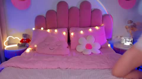 Michelle online show from 02/09/25, 08:13