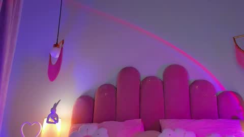 Michelle online show from 11/26/25, 09:16