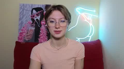 elsaangel online show from 10/19/25, 01:50