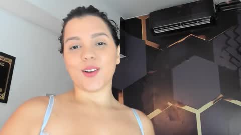 Elsa online show from 10/21/25, 12:17