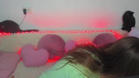 Snapshot of elsamails chatting on 12/13/24, 09:52 Elsa online show from 12/13/24, 09:52