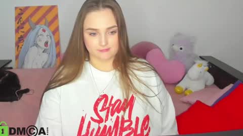 Snapshot of elsamails chatting on 01/18/25, 11:11 Elsa online show from 01/18/25, 11:11