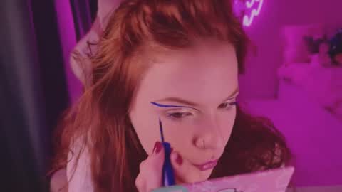 Snapshot of elsie_ginger chatting on 12/14/24, 11:56 Elsie online show from 12/14/24, 11:56