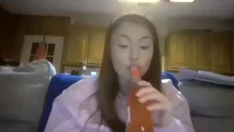 Elsie Rain online show from 02/15/26, 02:19