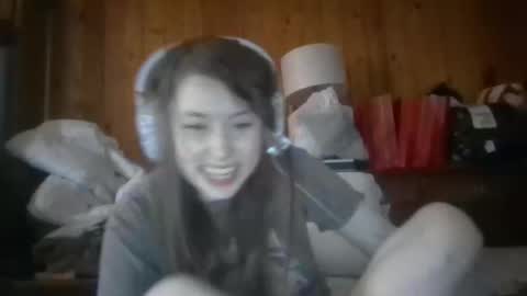 Elsie Rain online show from 02/19/26, 09:44