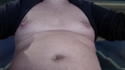 Snapshot of elsobrao chatting on 10/06/25, 07:39 Johnak online show from 10/06/25, 07:39