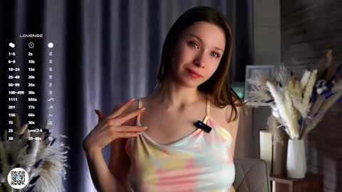 Snapshot of elvafoa chatting on 03/10/25, 12:07 Sophie online show from 03/10/25, 12:07