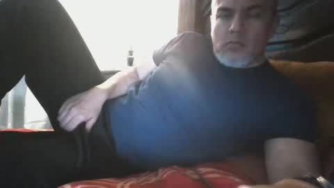 Snapshot of elvecinoequipadote chatting on 02/12/26, 04:02 Peter spidy online show from 02/12/26, 04:02