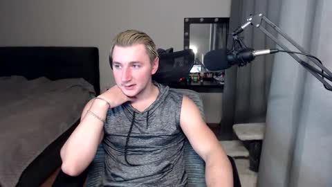 Elvin Vaenight online show from 10/15/25, 10:10