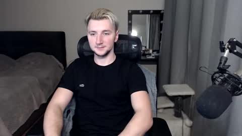 Elvin Vaenight online show from 10/30/25, 06:52