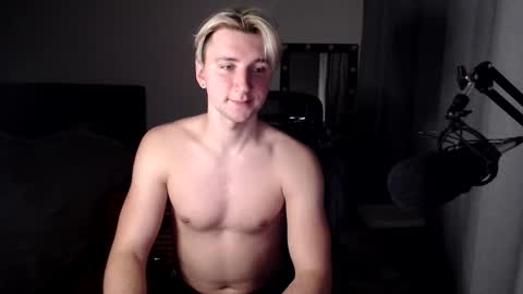 Elvin Vaenight online show from 11/01/25, 06:21