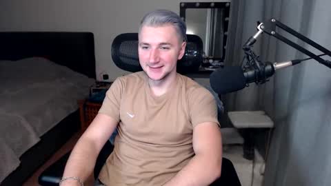 Elvin Vaenight online show from 11/08/25, 10:52