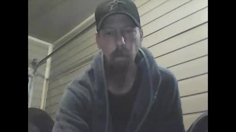 Snapshot of elwooood7 chatting on 01/12/25, 12:12 elwooood7 online show from 01/12/25, 12:12