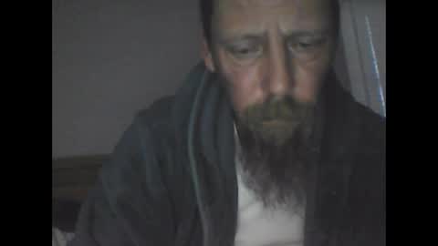 Snapshot of elwooood7 chatting on 01/18/25, 01:18 elwooood7 online show from 01/18/25, 01:18