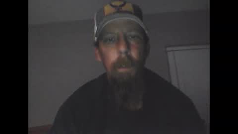 Snapshot of elwooood7 chatting on 02/24/25, 11:32 elwooood7 online show from 02/24/25, 11:32