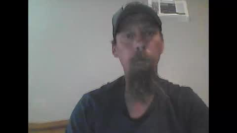 Snapshot of elwooood7 chatting on 03/03/25, 03:20 elwooood7 online show from 03/03/25, 03:20