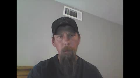 Snapshot of elwooood7 chatting on 03/10/25, 07:40 elwooood7 online show from 03/10/25, 07:40