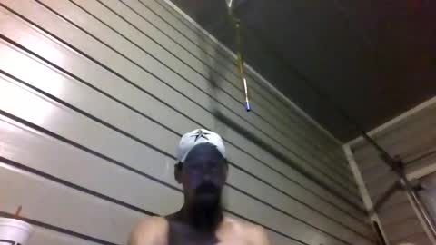 Snapshot of elwooood7 chatting on 09/21/25, 12:07 elwooood7 online show from 09/21/25, 12:07