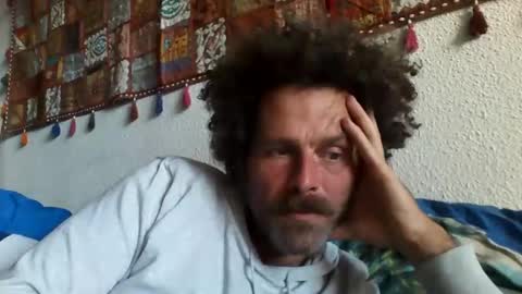 elyjahoye online show from 10/10/25, 12:04