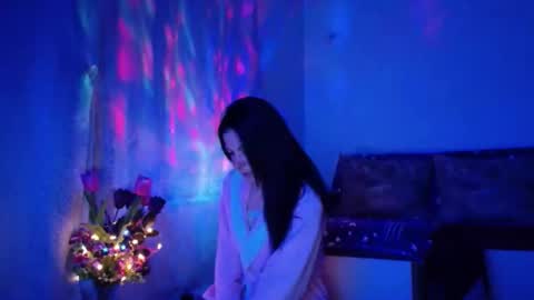 Elisa online show from 02/24/25, 09:41